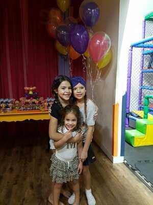 Brother's Bar E Choperia