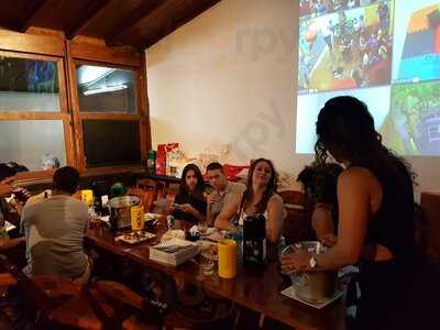 Brother's Bar E Choperia