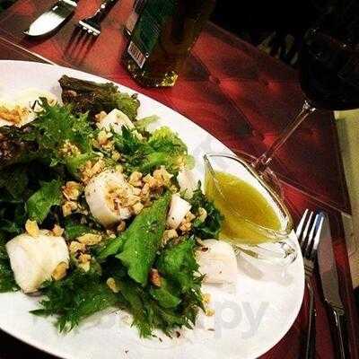 Chez Cris Café Bistrô