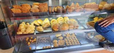Lanchonete E Pastelaria Carolino