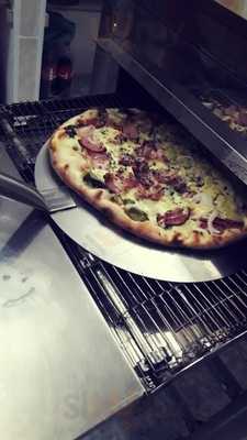 Dinaro Pizzas