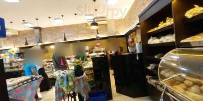 Babuska Paes E Doces