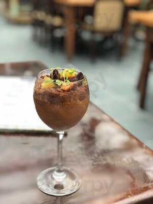 Yolo Cozinha Contemporânea