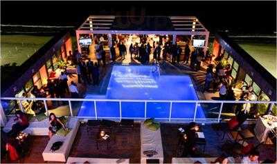 Deck Lounge Bar