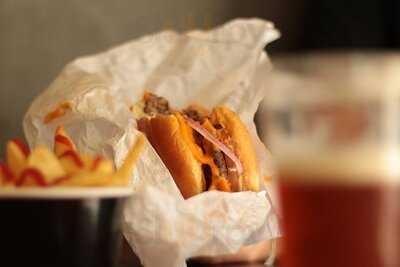 Fckng Crazy Boss - Burger E Chope