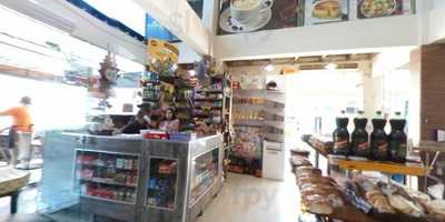 Padaria E Confeitaria Dona Bel