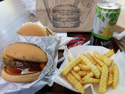 Donacheer Smash Burger