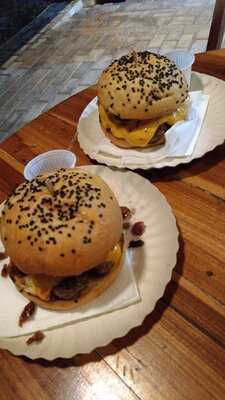 Milliways - A Hamburgueria No Fim Do Universo