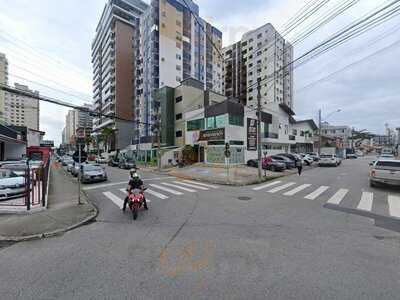 Dusk Creative Lounge Bar