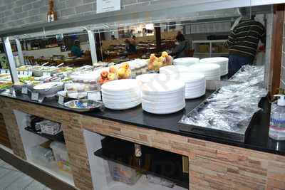 O Quintal Restaurante E Pizzaria