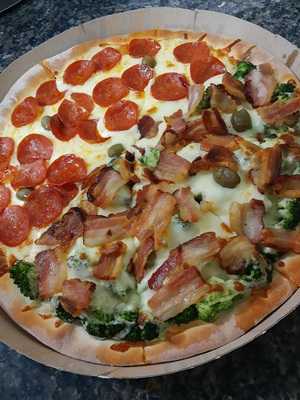 V Pecado Pizzaria E Restaurante