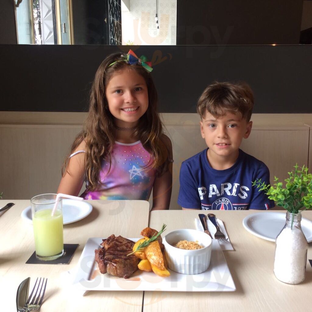 Entre Vinhos Gastrobar