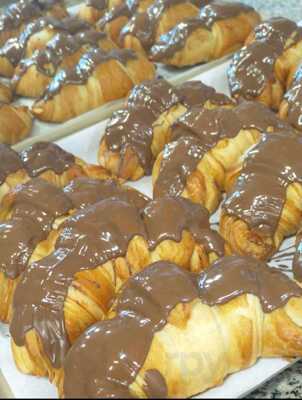 Padaria E Confeitaria 2000