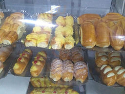 Tomodat's Paes E Doces