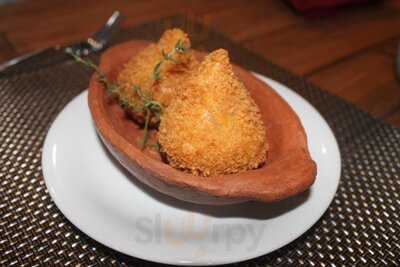 Dionísio's Bistrô Delicatessen