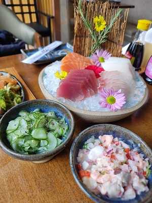 Haeru Sushi Bar