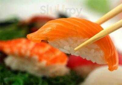 Sushi 'n Roll Express