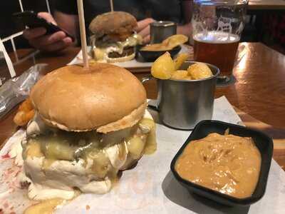 Hooroo - Australian Pub