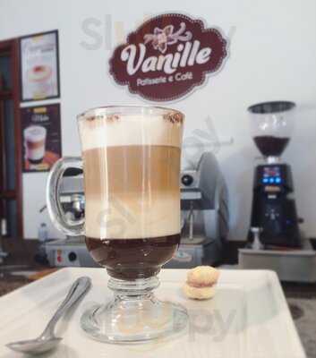 Vanille Patisserie E Café
