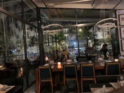 Thomé Galeria & Bistrô