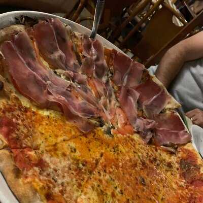 Dino's Pizzeria Italiana