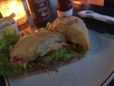 Empório Muf's Café