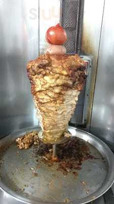 Dubai Shawarma
