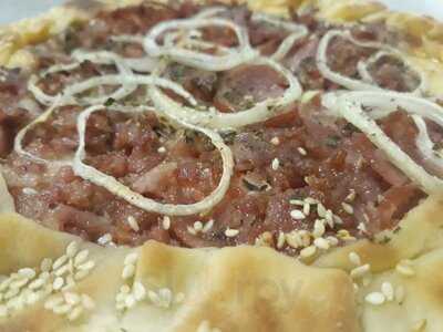 Freezone Calzones E Pizzas