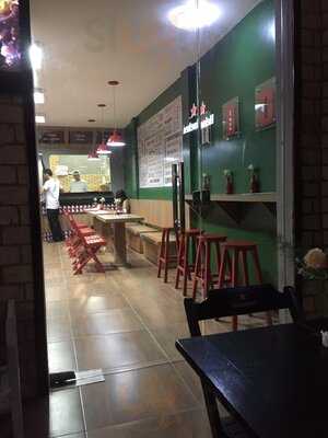 Freezone Calzones E Pizzas