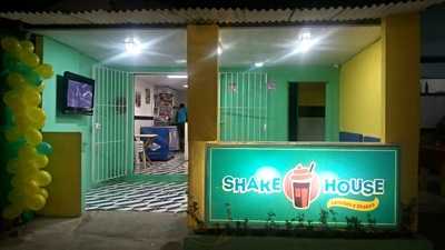 Shake House