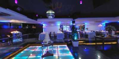 Mezza Notte Nigth Club