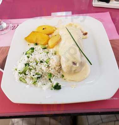 Confeitaria Quero Mais