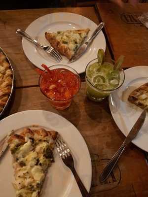 Favorita Pizzaria & Restaurante