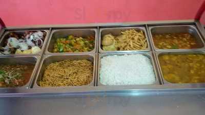 Lira Esfihas E Pizza