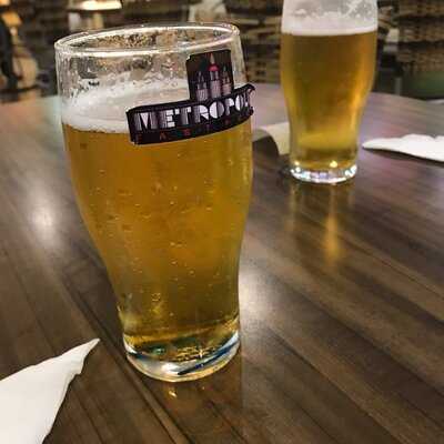 Metropolis Fast Food