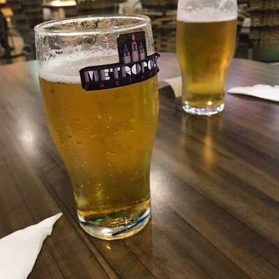 Metropolis Fast Food