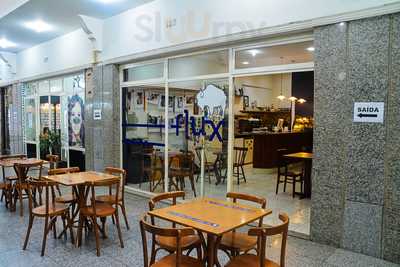 Flux: Negócios. Café. Idiomas