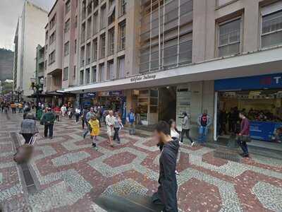 Flux: Negócios. Café. Idiomas