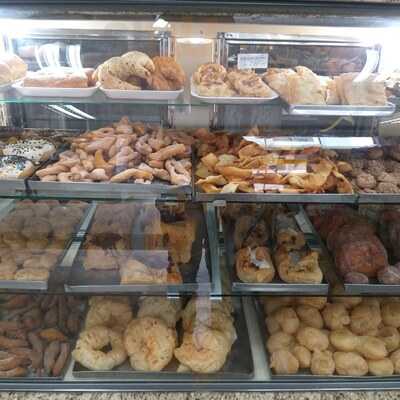 Padaria E Confeitaria Valparaiso