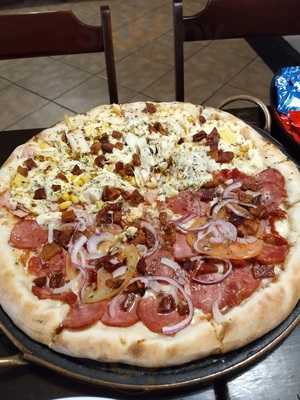 Pizzaria Donna Forno À Lenha