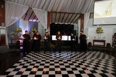 Piazza Demarchi Buffet