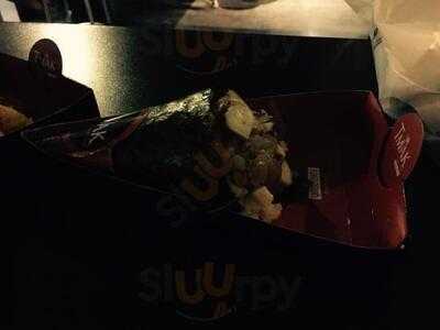 Tmak Sushibar & Poke House