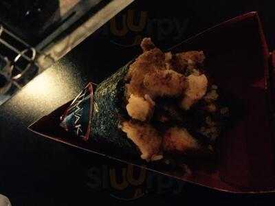 Tmak Sushibar & Poke House