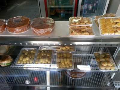 Ramony Doceria & Rotisserie