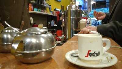 Cafe & Confeitaria Avenida