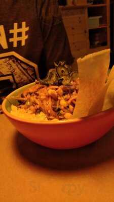 Samba Fresh Poke & Asian Bar