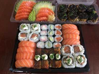 Rey's Foods & Drinks