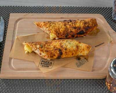 Pizza Studio