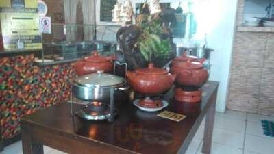 Restaurante Panela De Barro De Mãe