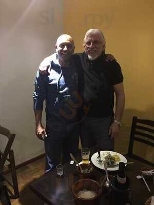 Tom Bar E Restaurante